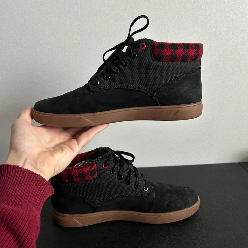 Timberland Davis Square Mid Sneakers Mens 9 Black Nubuck Red Plaid Boots A27Y7